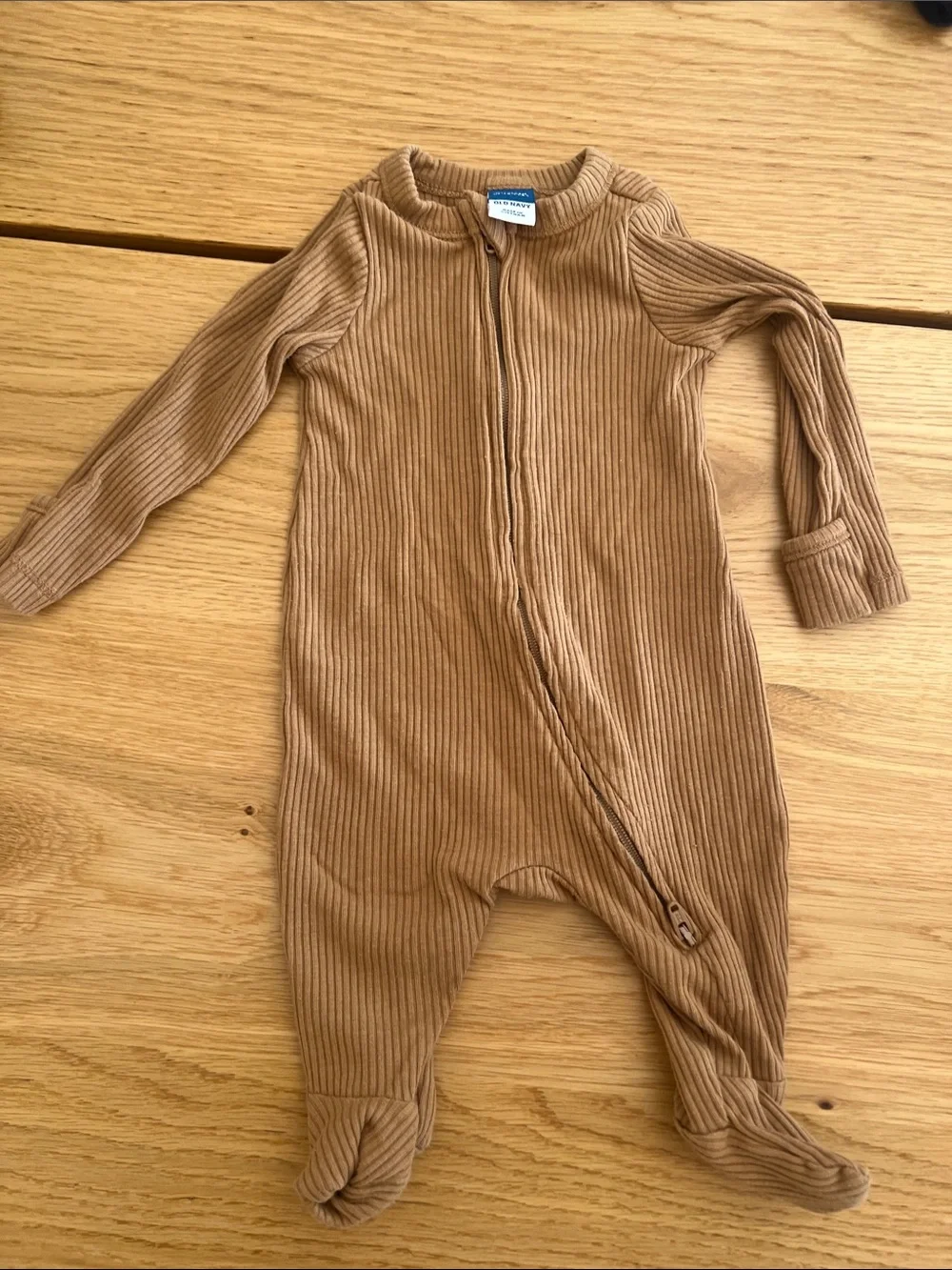 Old Navy Ribbed Footed Zipper One-Piece Set - Cream & Brown